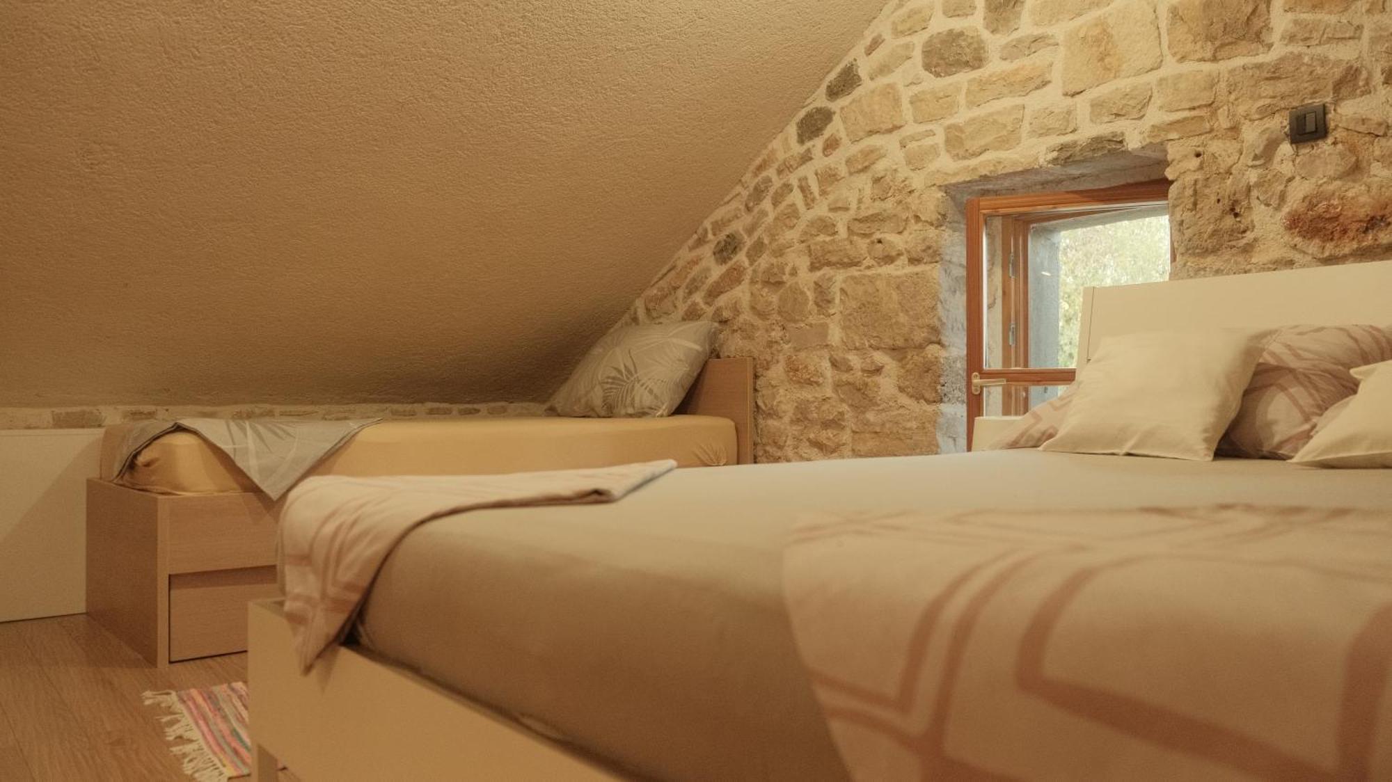Villa Kamena Kuca Mamma Mia Sukošan Exterior foto